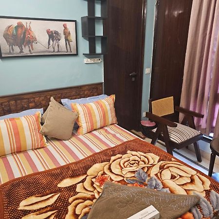 Sky Bloom Luxury Homestay New Delhi Buitenkant foto