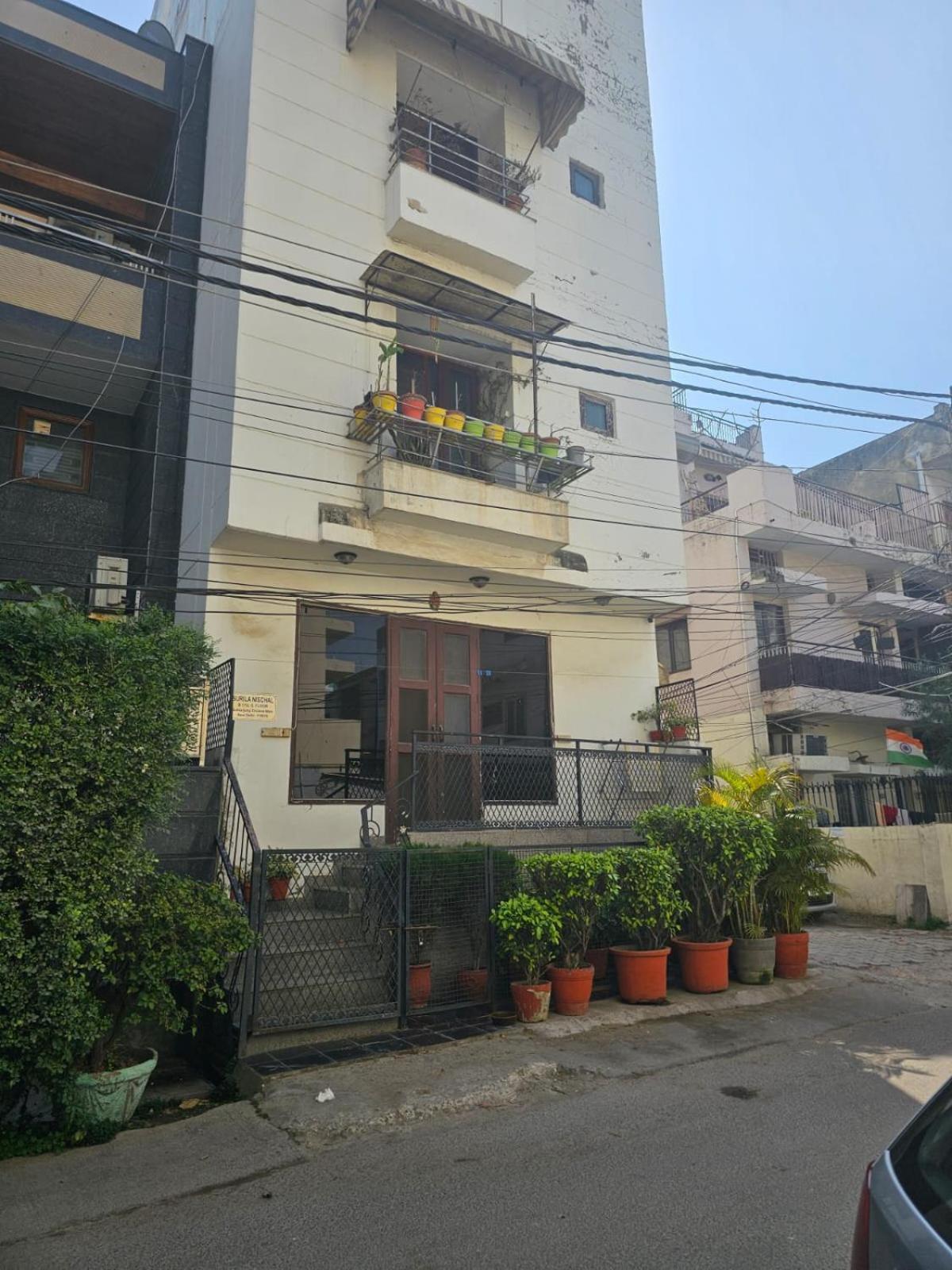 Sky Bloom Luxury Homestay New Delhi Buitenkant foto